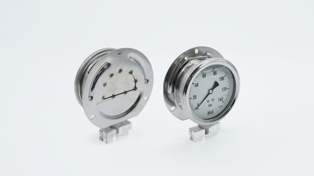 4-inch oil-filled bottom mount pressure gauge designed for vibration-resistant industrial applications.