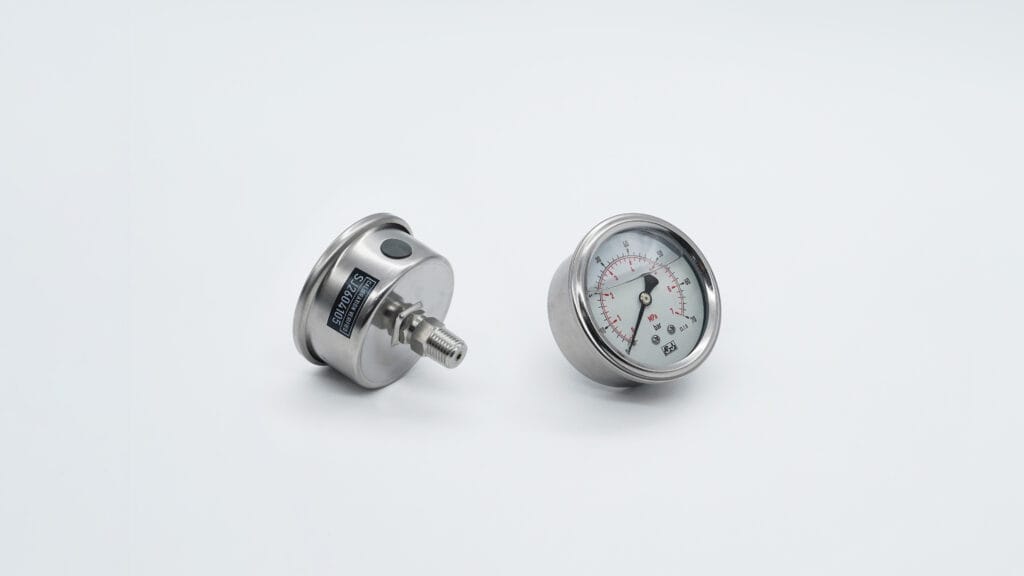 2.5-inch oil-filled recessed pressure gauge without flange for compact panel applications.