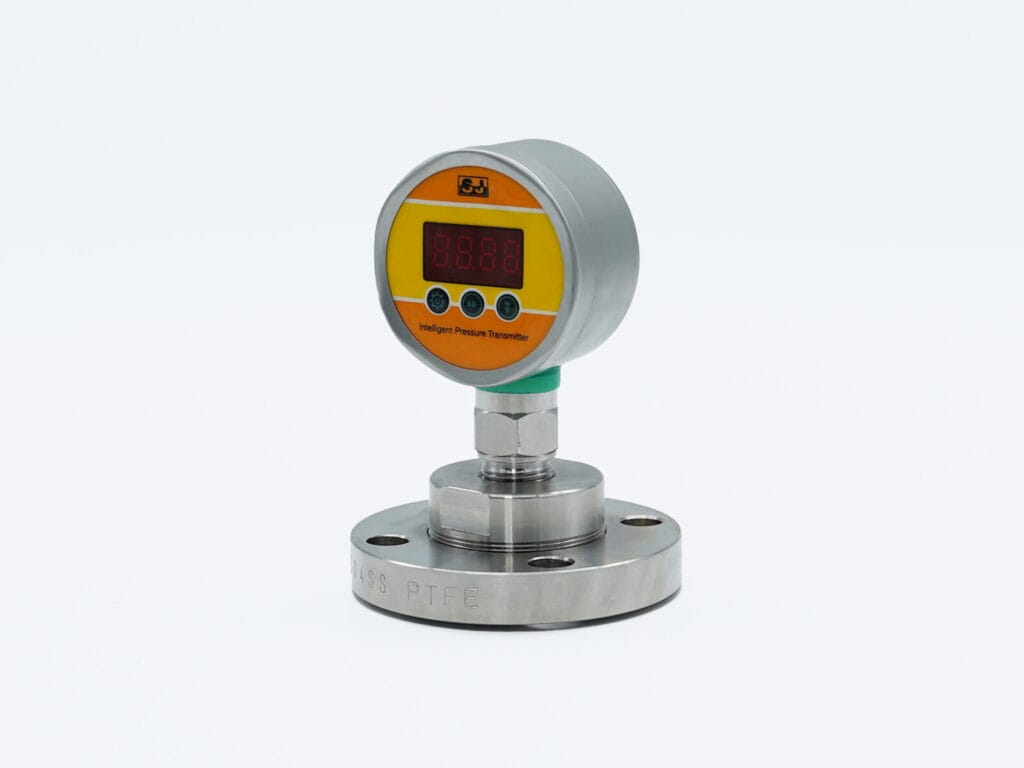 Pressure transmitter with diaphragm seal, flange connection