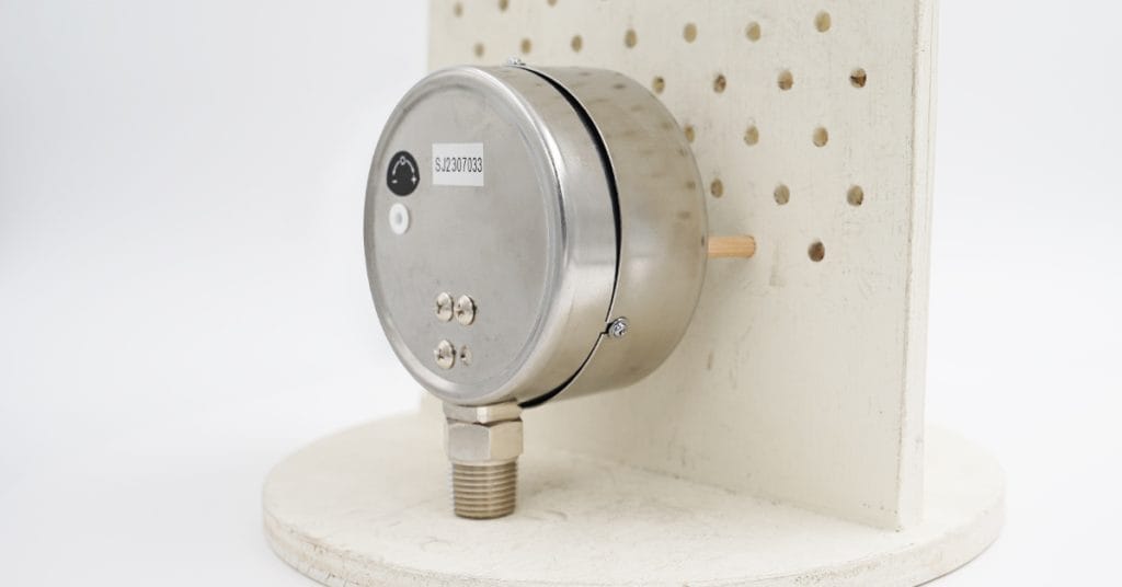 Full stainless steel micro-pressure gauge for precision