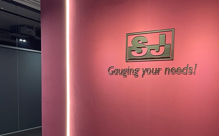SJ Gauge company information header graphic