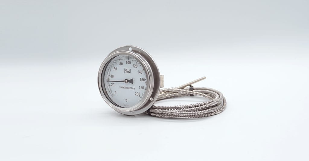 Thermometer for front panel mounting with u-clamp