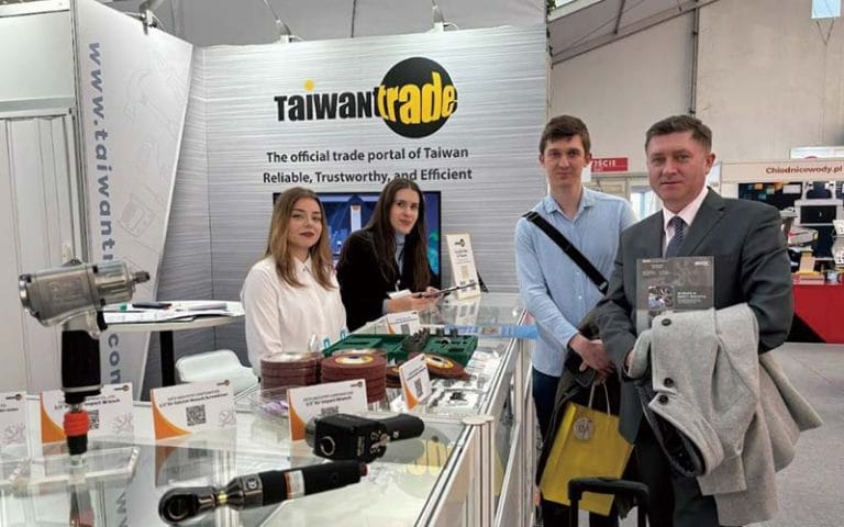 Taiwan Trade and SJ Gauge team at STOM-TOOL 2024