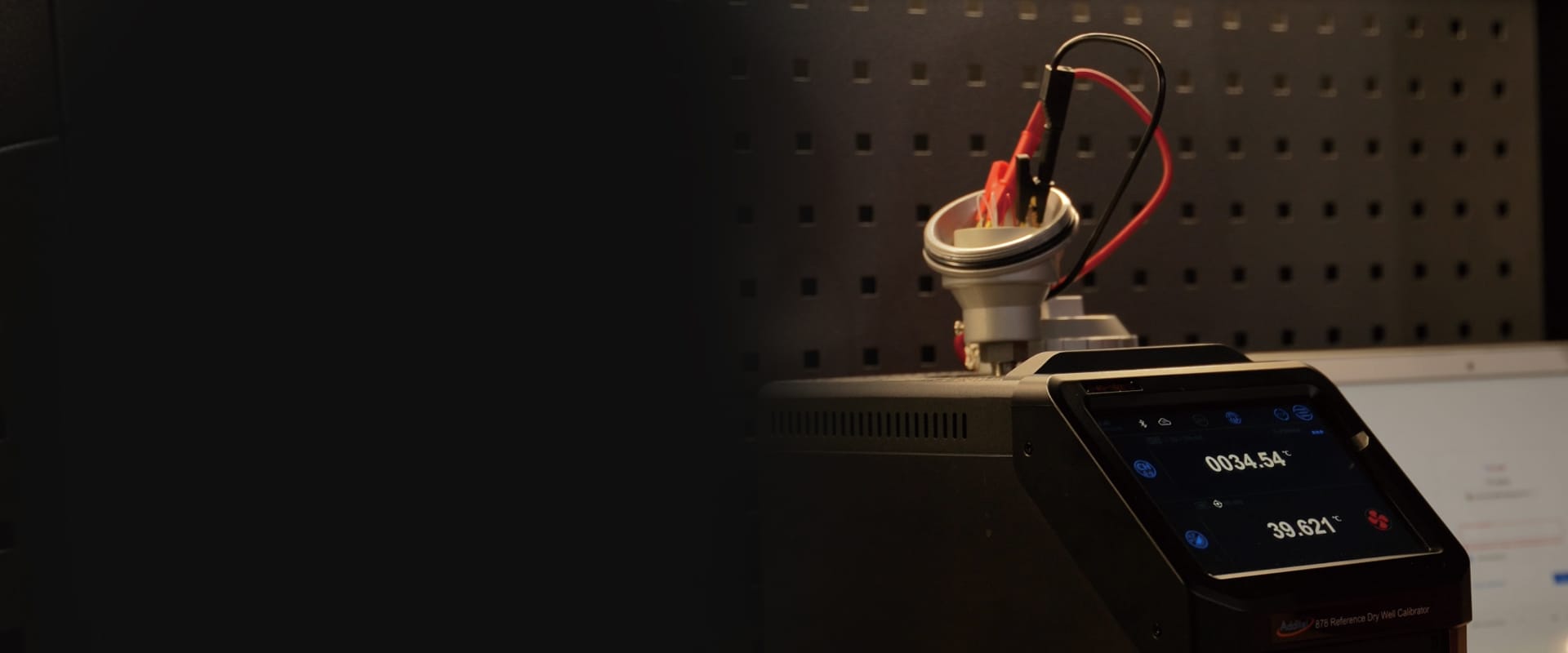 Industrial temperature sensor calibration equipment