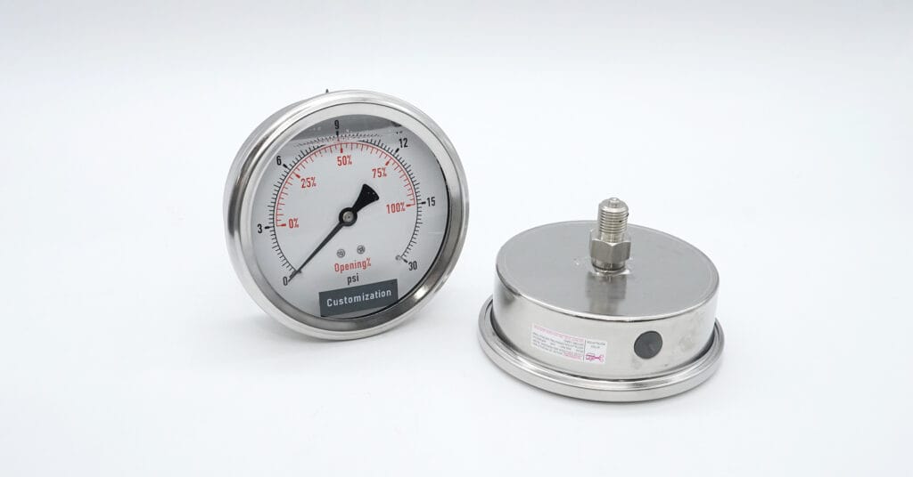 This pressure gauge features 2x overpressure protection and stainless steel design for extreme durability.