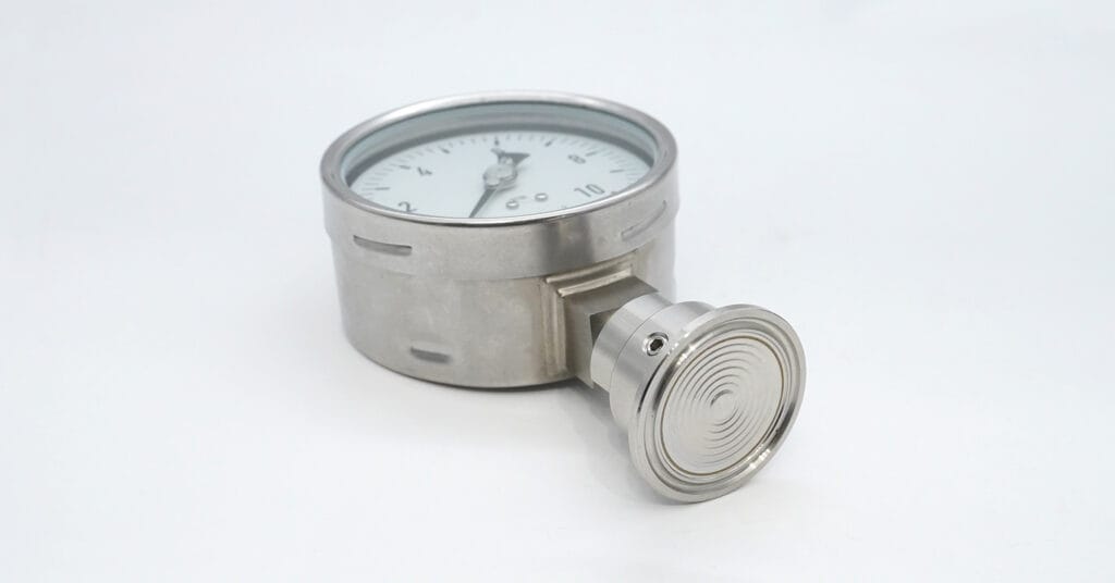 Pressure gauge assembled with diaphragm seal for hygienic process applications